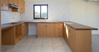 Three bedroom house for sale in Pissouri, Limassol