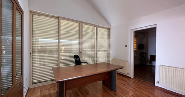 RENT: FURNISHED 3 BEDROOM HOUSE WITH COMMUNAL SWIMMING POOL IN PANTHEA AREA OF LIMASSOL