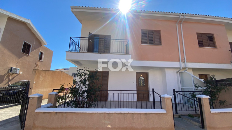 3-спальная двухквартирный дом на продажу 130 м² в Universal, Paphos, Cyprus
