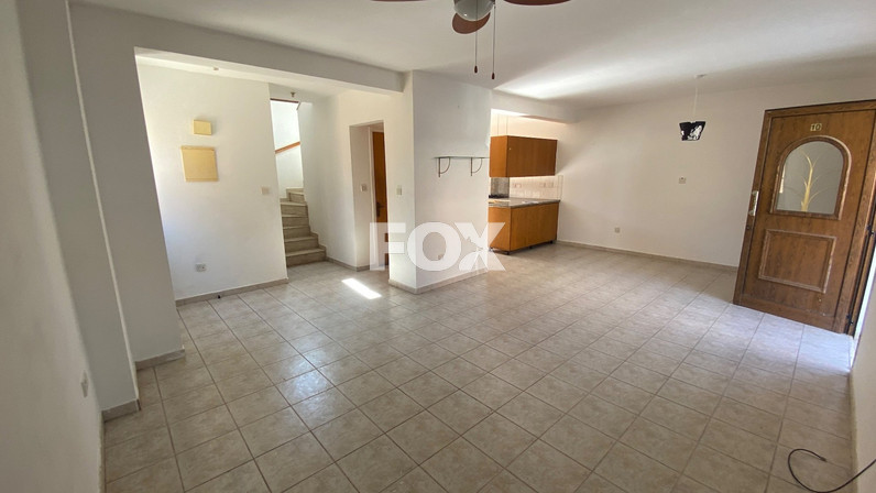 3-спальная двухквартирный дом на продажу 130 м² в Universal, Paphos, Cyprus