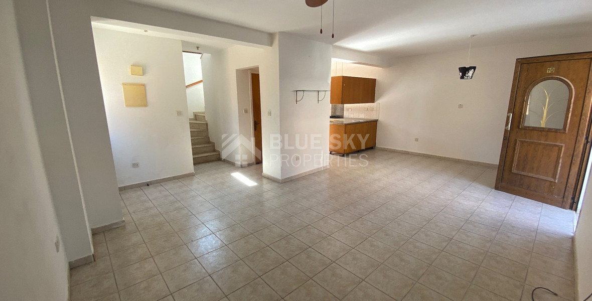 Spacious Three Bedroom Semidetached House for Sale in Universal