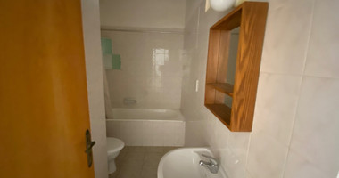 Spacious Three Bedroom Semidetached House for Sale in Universal