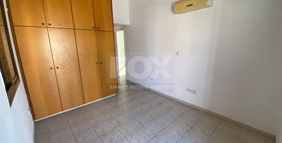 Spacious Three Bedroom Semidetached House for Sale in Universal