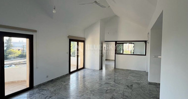 FOR RENT: 1ST FLOOR OFFICES IN AGIOS ATHANASIOS 25OSQM WITH EASY ACCESS TO ALL ARTERIES OF LIMASSOL