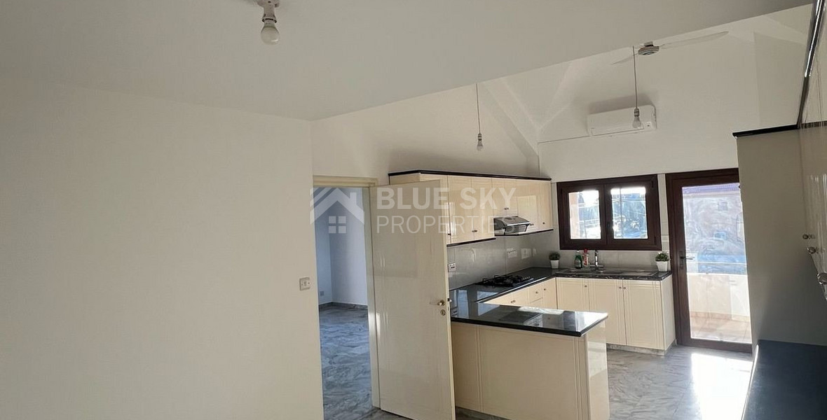 FOR RENT: 1ST FLOOR OFFICES IN AGIOS ATHANASIOS 25OSQM WITH EASY ACCESS TO ALL ARTERIES OF LIMASSOL