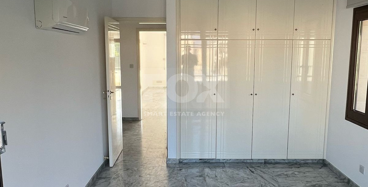 FOR RENT: 1ST FLOOR OFFICES IN AGIOS ATHANASIOS 25OSQM WITH EASY ACCESS TO ALL ARTERIES OF LIMASSOL