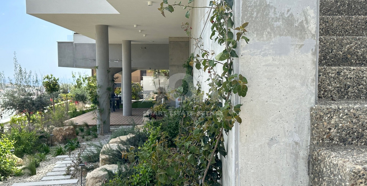 High Quality Villa custom built for sale in a quiet residential area with panoramic views in Agios Athanasios