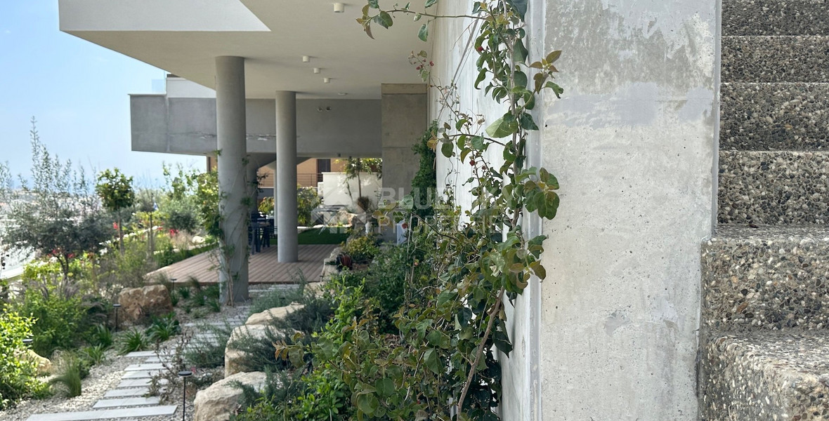 High Quality Villa custom built for sale in a quiet residential area with panoramic views in Agios Athanasios