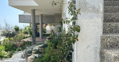 High Quality Villa custom built for sale in a quiet residential area with panoramic views in Agios Athanasios