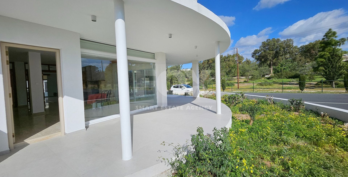 Elegant & Spacious 5-Bedroom Luxury Villa For rent in Prestigious Nea Ekali