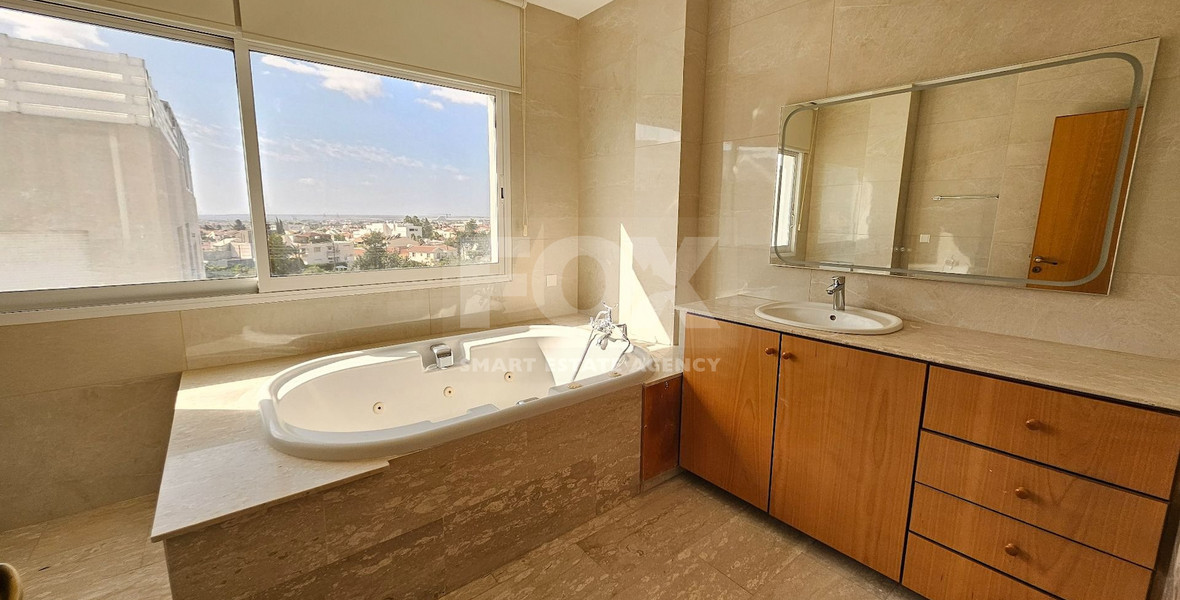 Elegant & Spacious 5-Bedroom Luxury Villa For rent in Prestigious Nea Ekali