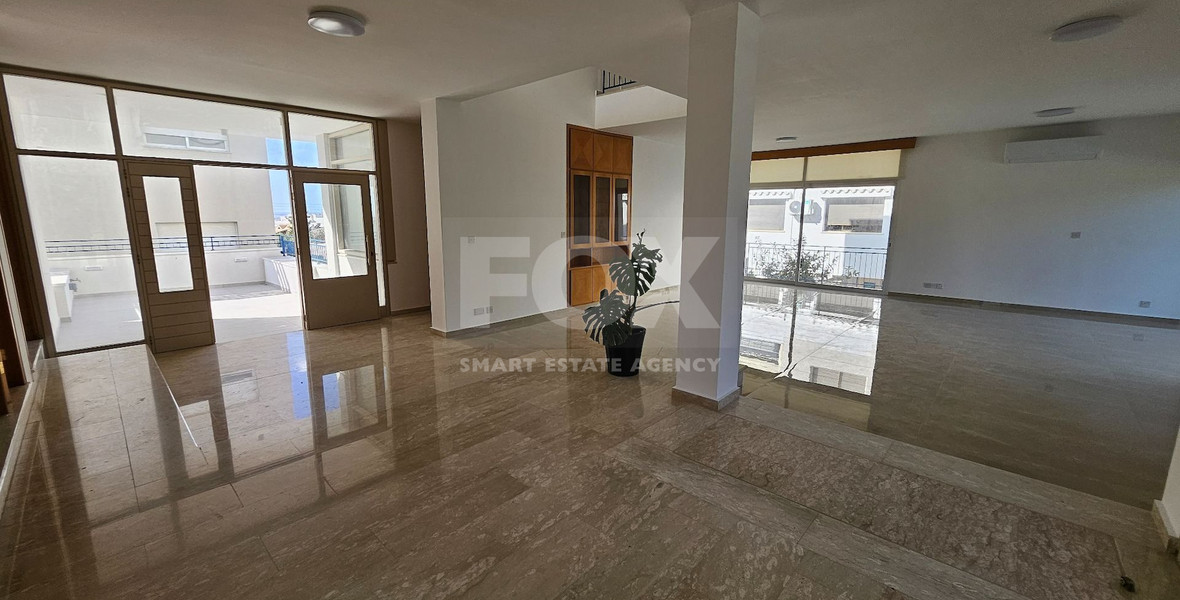 Elegant & Spacious 5-Bedroom Luxury Villa For rent in Prestigious Nea Ekali