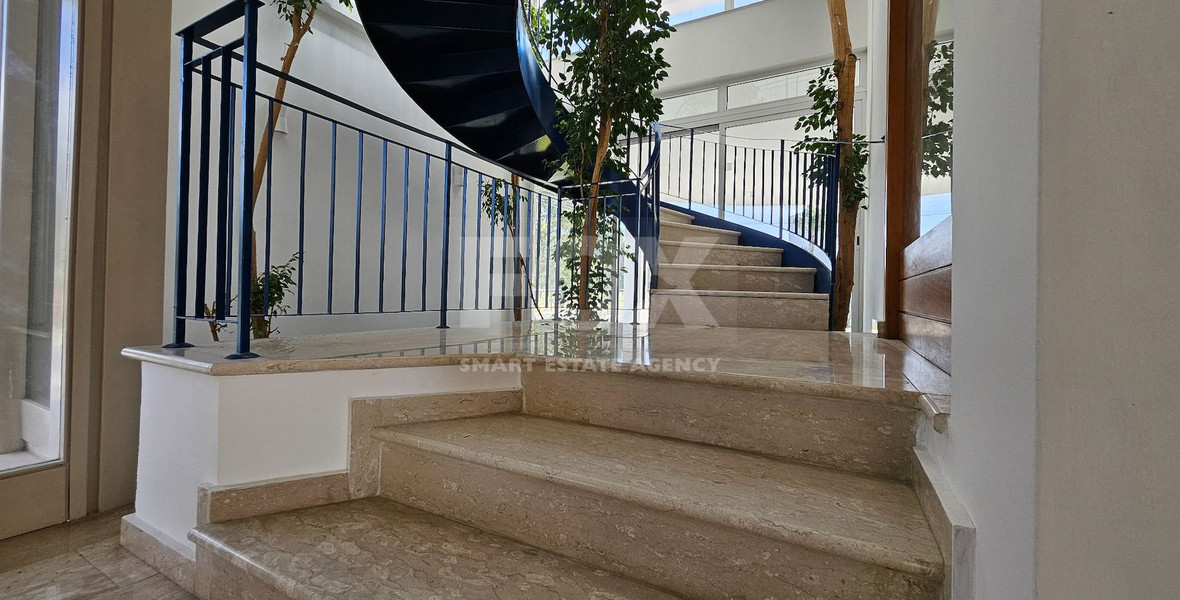 Elegant & Spacious 5-Bedroom Luxury Villa For rent in Prestigious Nea Ekali
