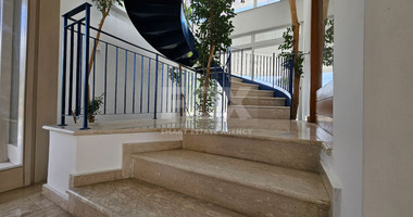 Elegant & Spacious 5-Bedroom Luxury Villa For rent in Prestigious Nea Ekali