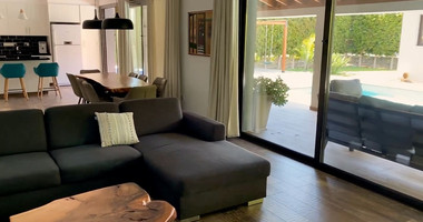 Four bedroom plus guest room detached house for sale in Agia Fyla, Limassol