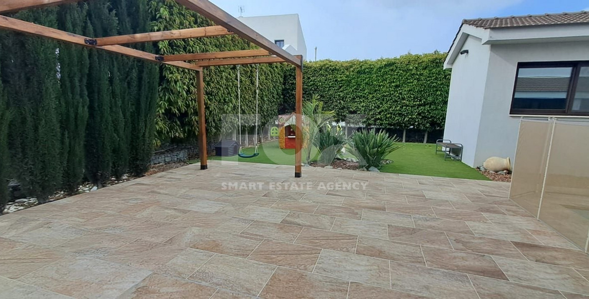 Four bedroom plus guest room detached house for sale in Agia Fyla, Limassol
