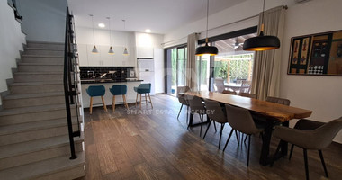 Four bedroom plus guest room detached house for sale in Agia Fyla, Limassol