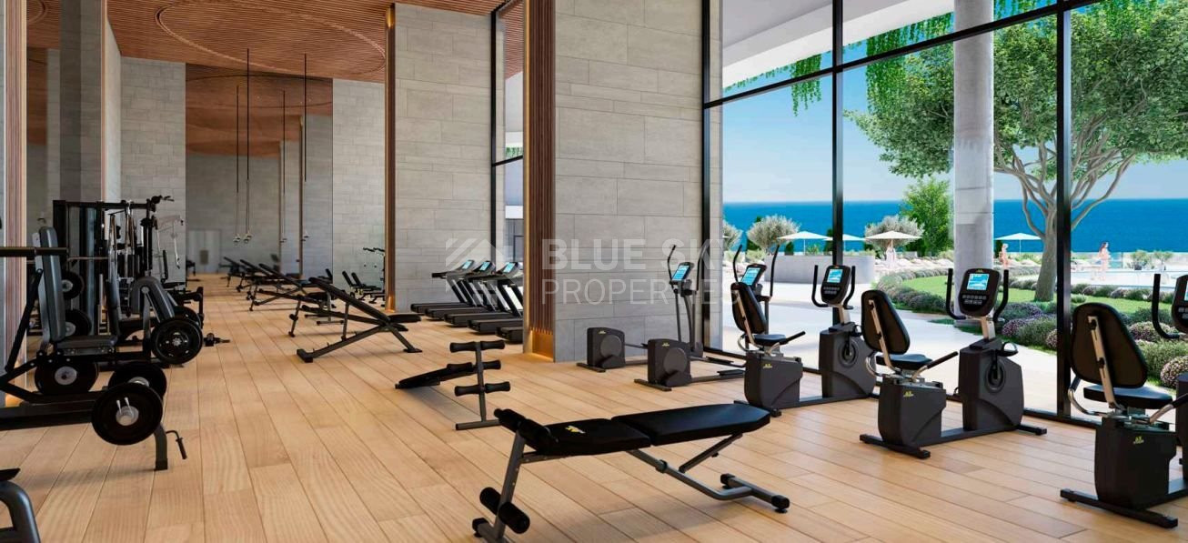 Luxury 3 Bedroom Seafront Apartment Near Limassol Marina | 17th Floor