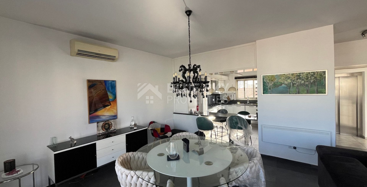 FOR RENT STUNNING MODERN APARTMENT  WITH ROOF GARDEN VERY NEAR SEA FRONT