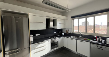 FOR RENT STUNNING MODERN APARTMENT  WITH ROOF GARDEN VERY NEAR SEA FRONT