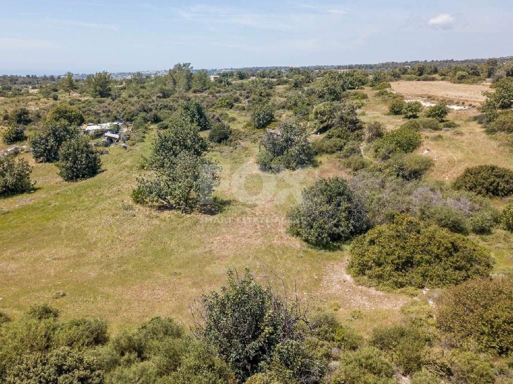Share of residential land in Souni Zanakia, Limassol