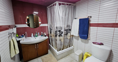 Spacious unfurnished duplex with 2 bedrooms in Katholiki