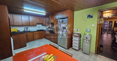 Spacious unfurnished duplex with 2 bedrooms in Katholiki