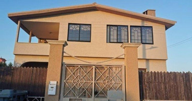 Modern Detached House with Pool in Spacious Zakaki