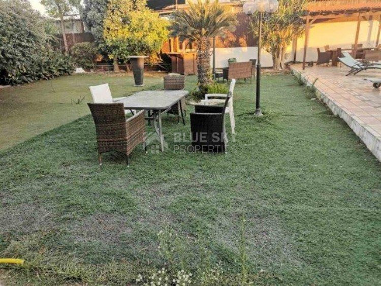 Modern Detached House with Pool in Spacious Zakaki