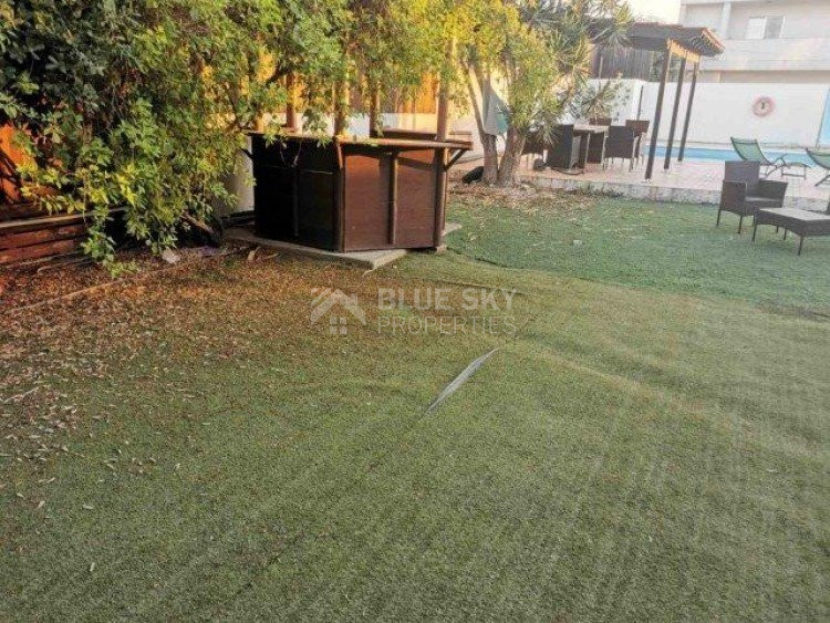 Modern Detached House with Pool in Spacious Zakaki