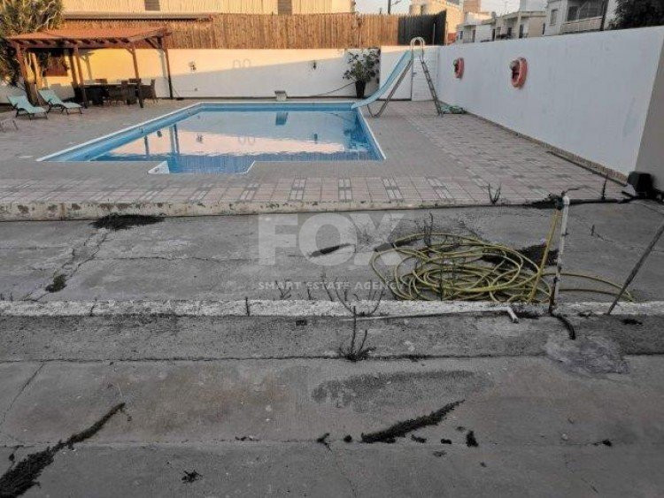 Modern Detached House with Pool in Spacious Zakaki