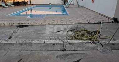 Modern Detached House with Pool in Spacious Zakaki