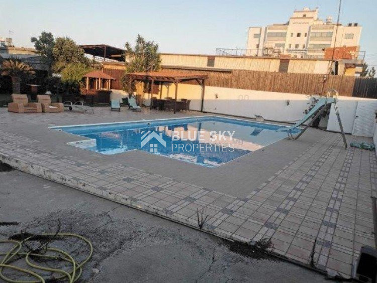 Modern Detached House with Pool in Spacious Zakaki