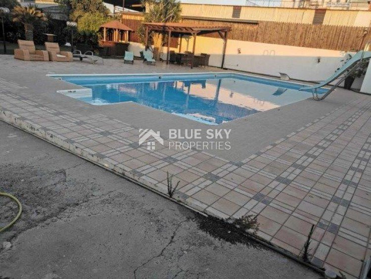 Modern Detached House with Pool in Spacious Zakaki