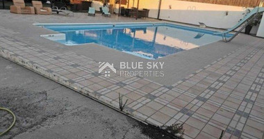Modern Detached House with Pool in Spacious Zakaki