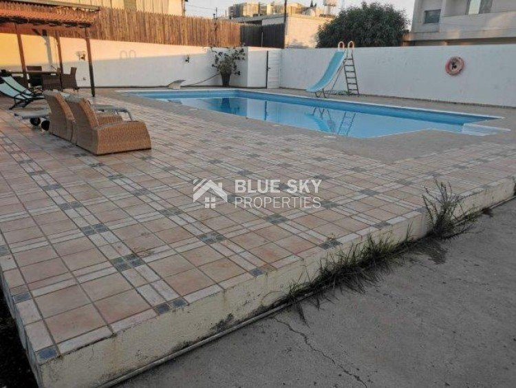 Modern Detached House with Pool in Spacious Zakaki
