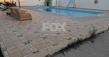 Modern Detached House with Pool in Spacious Zakaki