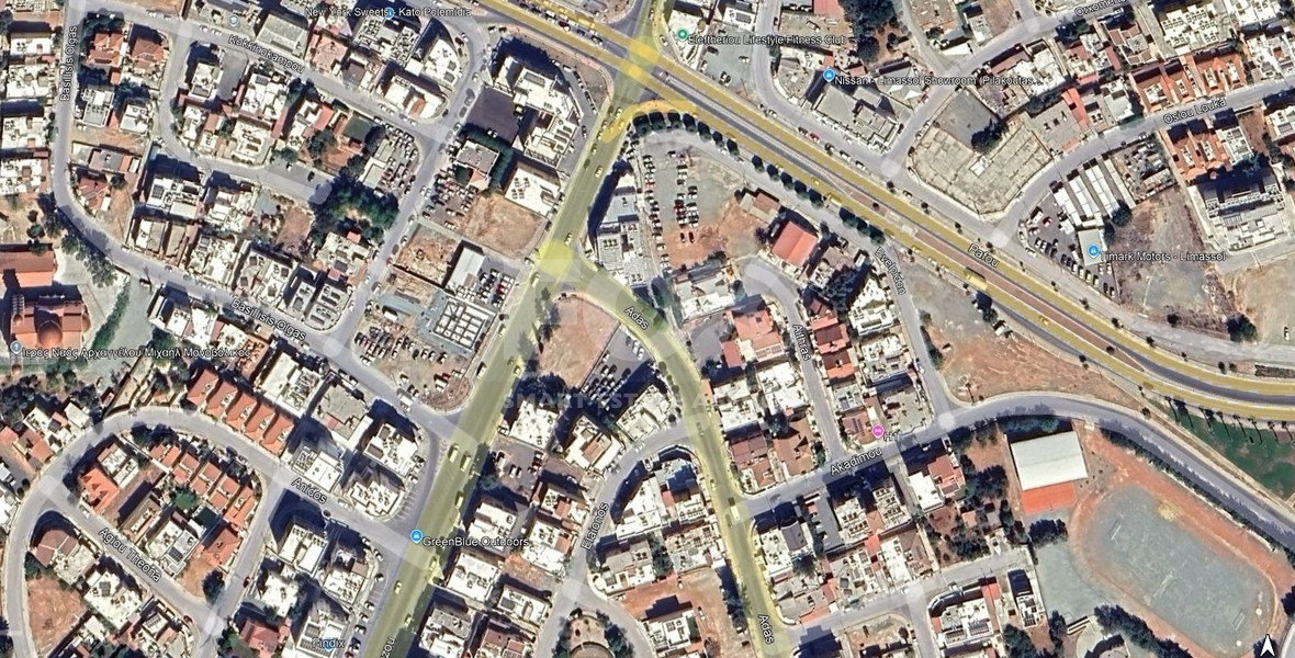 Large 653 m2 Building Plot for Sale in Kato Polemidia