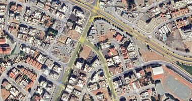 Large 653 m2 Building Plot for Sale in Kato Polemidia