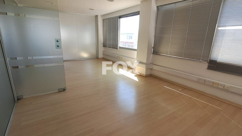 Γραφείο 400 μ² προς ενοικίαση στην τοποθεσία Katholiki, Limassol, Cyprus