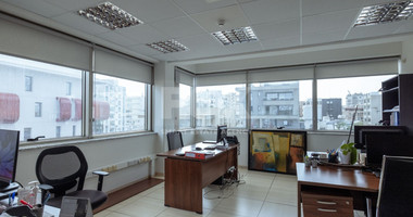 Commercial Building for Sale in Agios Nicolaos