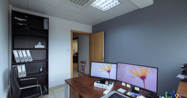 Commercial Building for Sale in Agios Nicolaos