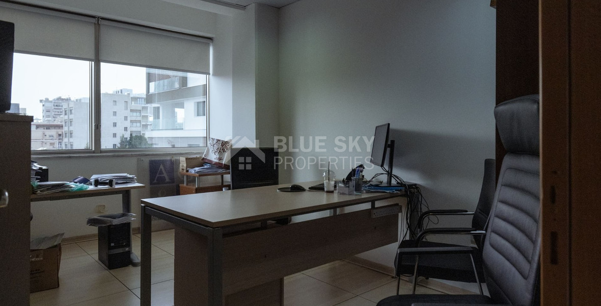 Commercial Building for Sale in Agios Nicolaos