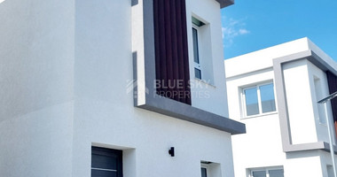 SALE: LOVELY  NEW DETACHED 2 BEDROOM HOUSE WITH GARDEN IN MONI.