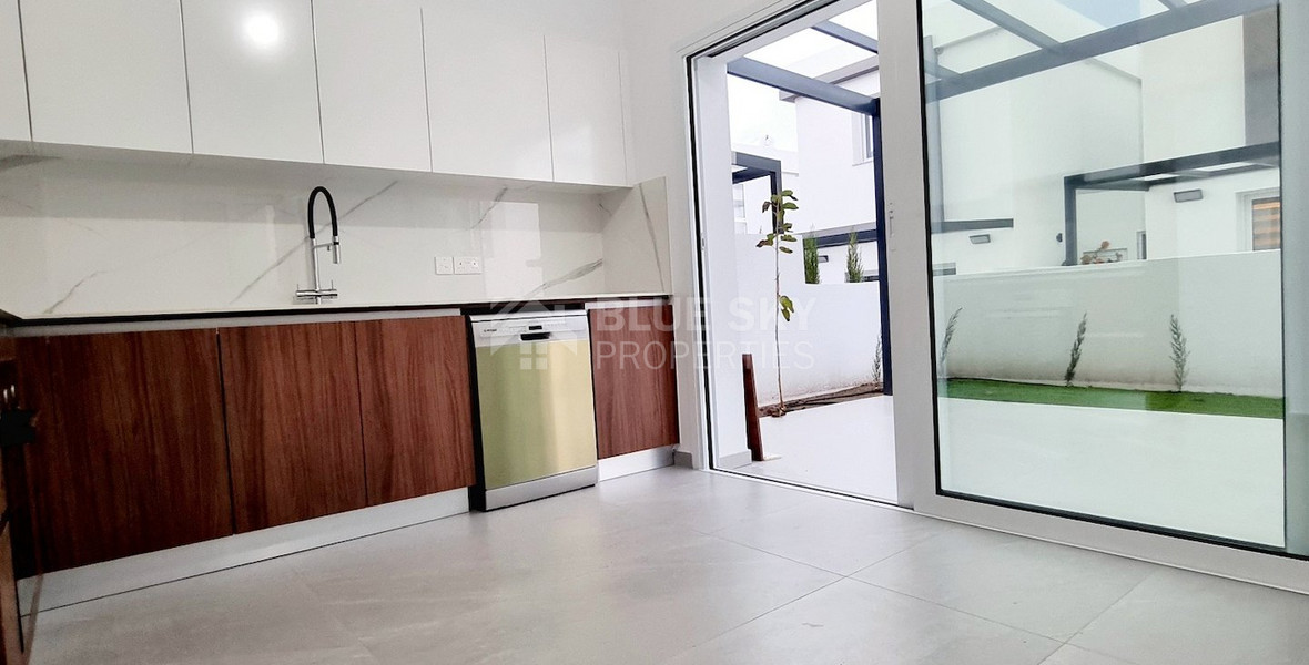 SALE: LOVELY  NEW DETACHED 2 BEDROOM HOUSE WITH GARDEN IN MONI.