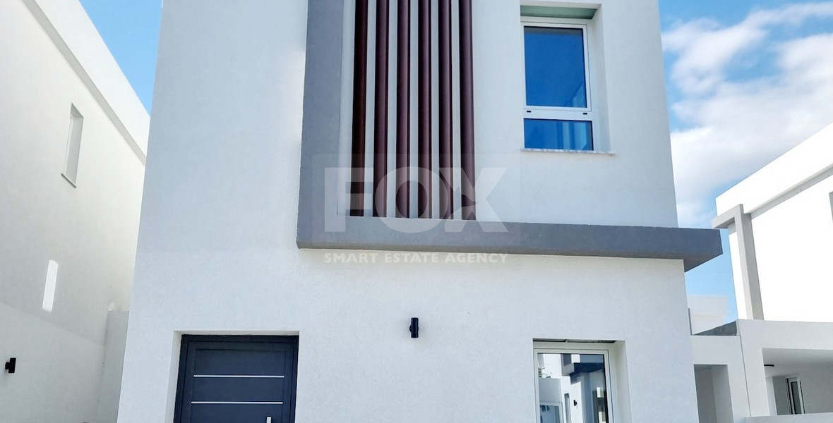 SALE: LOVELY  NEW DETACHED 2 BEDROOM HOUSE WITH GARDEN IN MONI.