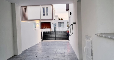 SALE: LOVELY  NEW DETACHED 2 BEDROOM HOUSE WITH GARDEN IN MONI.