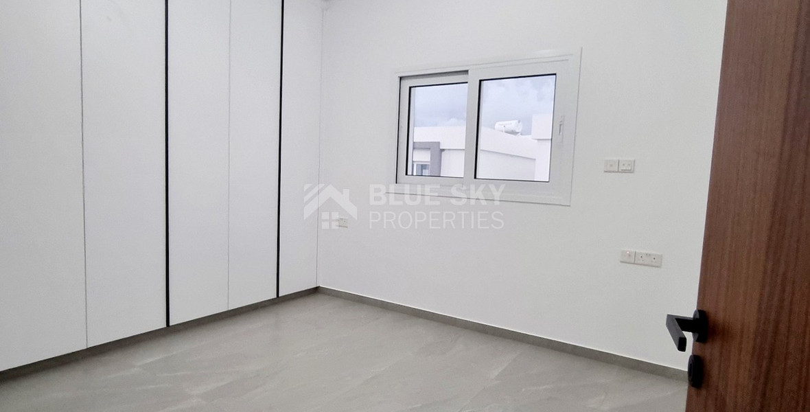 SALE: LOVELY  NEW DETACHED 2 BEDROOM HOUSE WITH GARDEN IN MONI.
