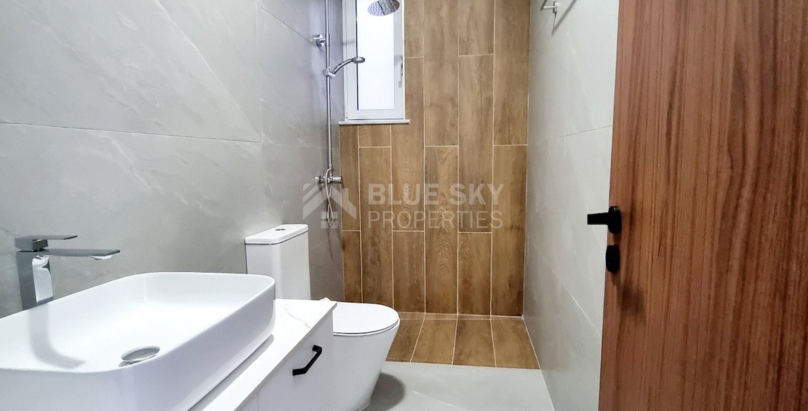 SALE: LOVELY  NEW DETACHED 2 BEDROOM HOUSE WITH GARDEN IN MONI.