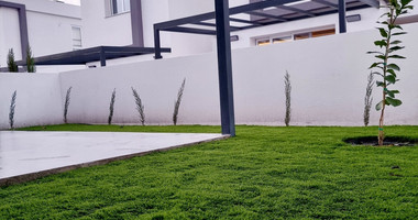 SALE: LOVELY  NEW DETACHED 2 BEDROOM HOUSE WITH GARDEN IN MONI.